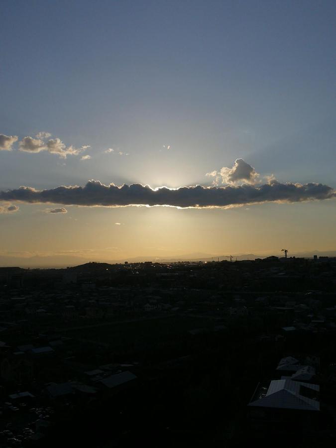 Mountain View Apartment เยเรวาน ภายนอก รูปภาพ