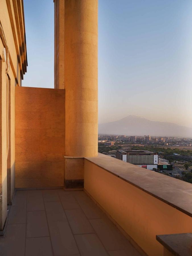 Mountain View Apartment เยเรวาน ภายนอก รูปภาพ