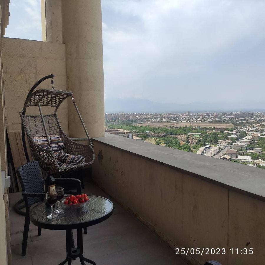 Mountain View Apartment เยเรวาน ภายนอก รูปภาพ
